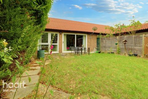 2 bedroom bungalow for sale, Station Road, Cambridge
