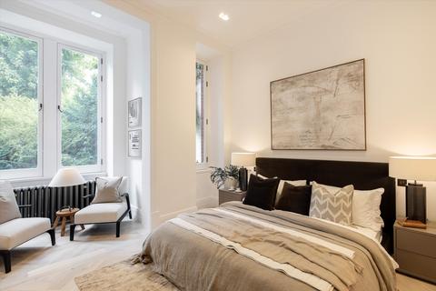 2 bedroom apartment for sale, Wellington Court, 116 Knightsbridge, Knightsbridge, London, SW1X