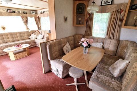2 bedroom mobile home for sale, Holton Hall Park, Upper Holton