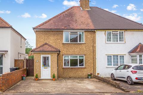 21 Read Road, Ashtead, KT21 2HX