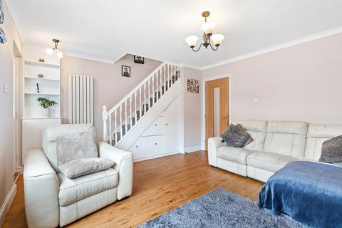 21 Read Road, Ashtead, KT21 2HX