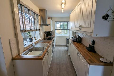 25 Ashdale Drive, Birmingham, B14 4TX
