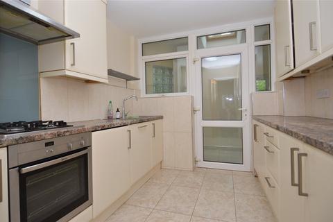 2 bedroom semi-detached house to rent, Paton Grove, Birmingham, West Midlands, B13