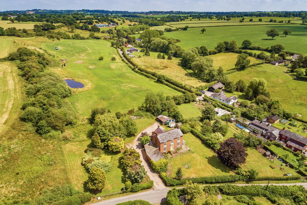 Higher Wych, Malpas 4 bed detached house for sale £550,000