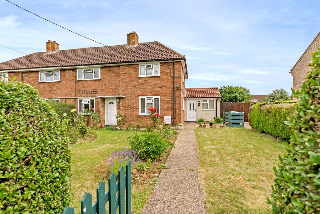 Globe Lane, Alconbury, Cambridgeshire. 3 bed semidetached house for
