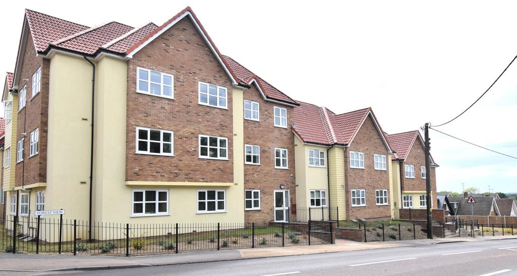 London Road, Benfleet 2 bed apartment for sale £300,000