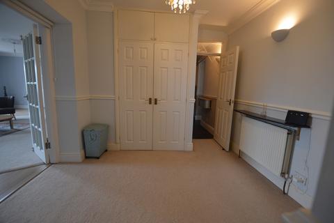 2 bedroom apartment to rent, Northgate Street, Bury St. Edmunds