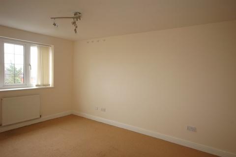 2 bedroom apartment to rent, Pankhurst Close, Blackburn