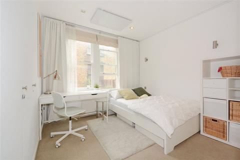 2 bedroom flat to rent, Wentworth Street, London