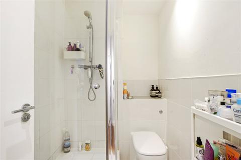 2 bedroom flat to rent, Franklin House, Carlton Vale, London