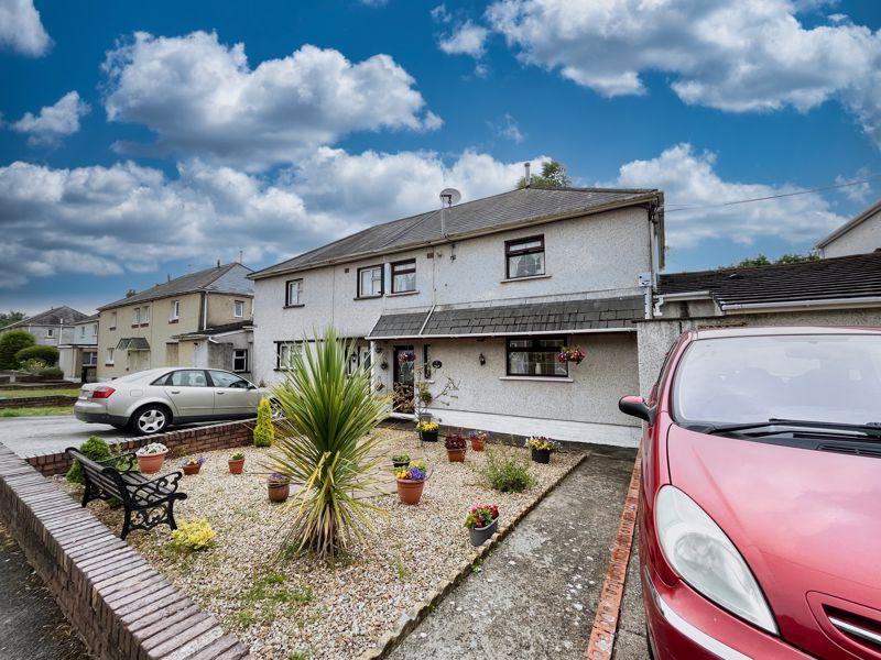 Parc Y Deri, Skewen, Neath, SA10 6BQ 3 bed semidetached house for sale