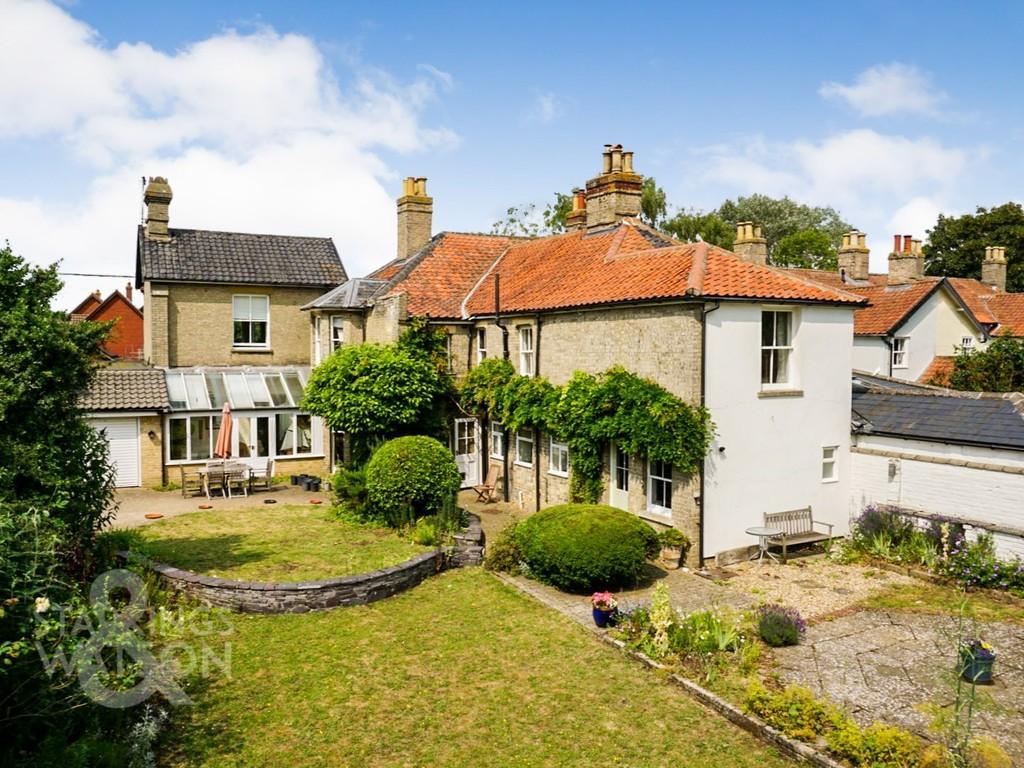 Roydon Road, Diss 5 bed semidetached house for sale £675,000