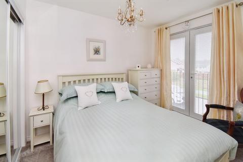 3 bedroom semi-detached house for sale - Cavalry Park, Kilsyth