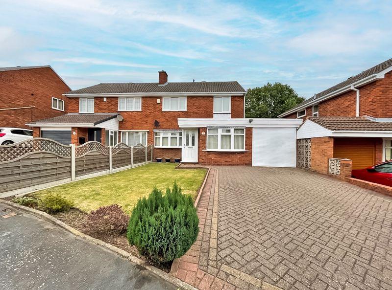 Kewstoke Close, Sneyd Park, Willenhall 3 bed semidetached house £275,000