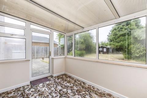 24 Central Road, Drayton, Portsmouth, PO6 1QF