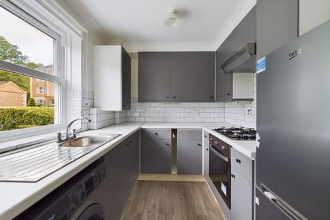 1 bedroom apartment to rent, Walnut Mews, Sutton
