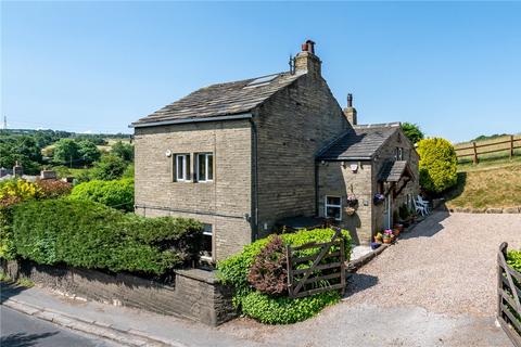 3 bedroom detached house for sale, Chat Hill Road, Thornton, Bradford, West Yorkshire, BD13