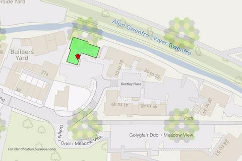 4 Bentley Place, Wrexham, LL13 8DQ