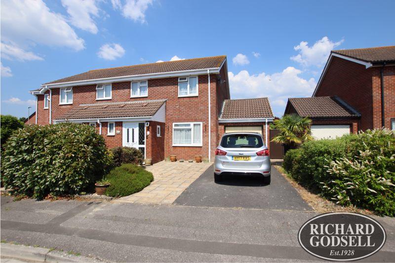 HOBURNE DEVELOPMENT HIGHCLIFFE CHRISTCHURCH 3 bed semidetached house