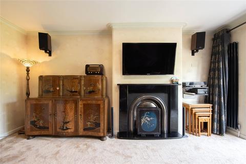 11 Lakeside, Billericay, CM12 0NF