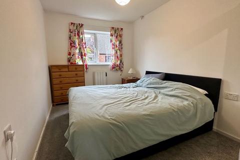 2 bedroom flat for sale - WHITECROSS