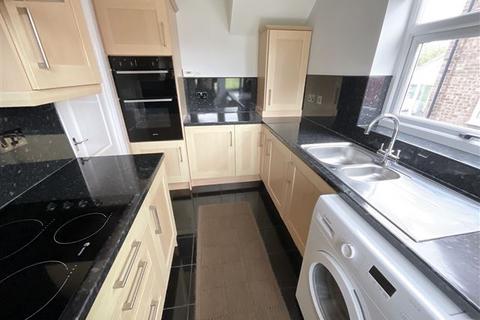 68 Medlock Drive, Sheffield, S13 9BB