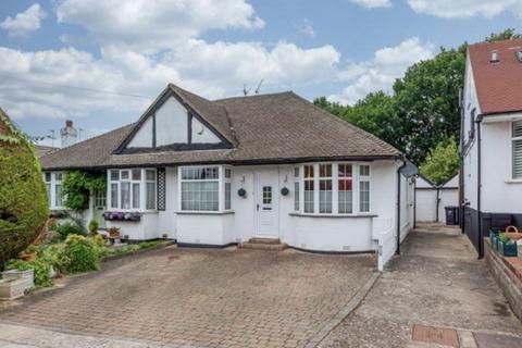 4 bedroom bungalow for sale, Longfield Avenue, London, NW7