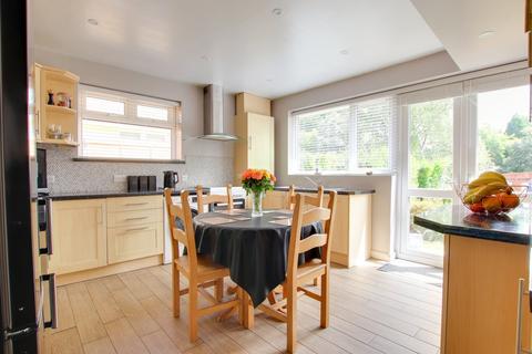 4 bedroom detached house for sale, Smugglers Lane North, Highcliffe, BH23