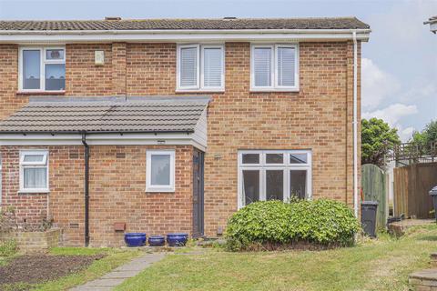 10 Cowles, Cheshunt, Waltham Cross, EN7 6HA