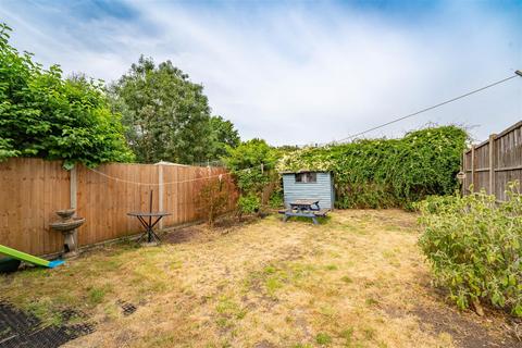 2 Green Lane, London, W7 2PB