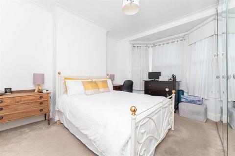 13a Deans Road, London, W7 3QD