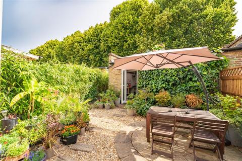 13a Deans Road, London, W7 3QD