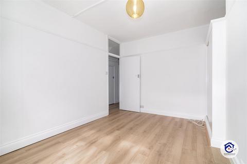 6 Craig Park Road, London, N18 2HQ