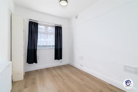 6 Craig Park Road, London, N18 2HQ