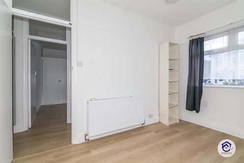 6 Craig Park Road, London, N18 2HQ