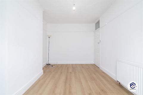 6 Craig Park Road, London, N18 2HQ