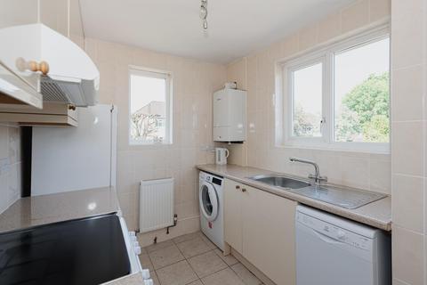 31 Alsom Avenue, Worcester Park, KT4 7EG