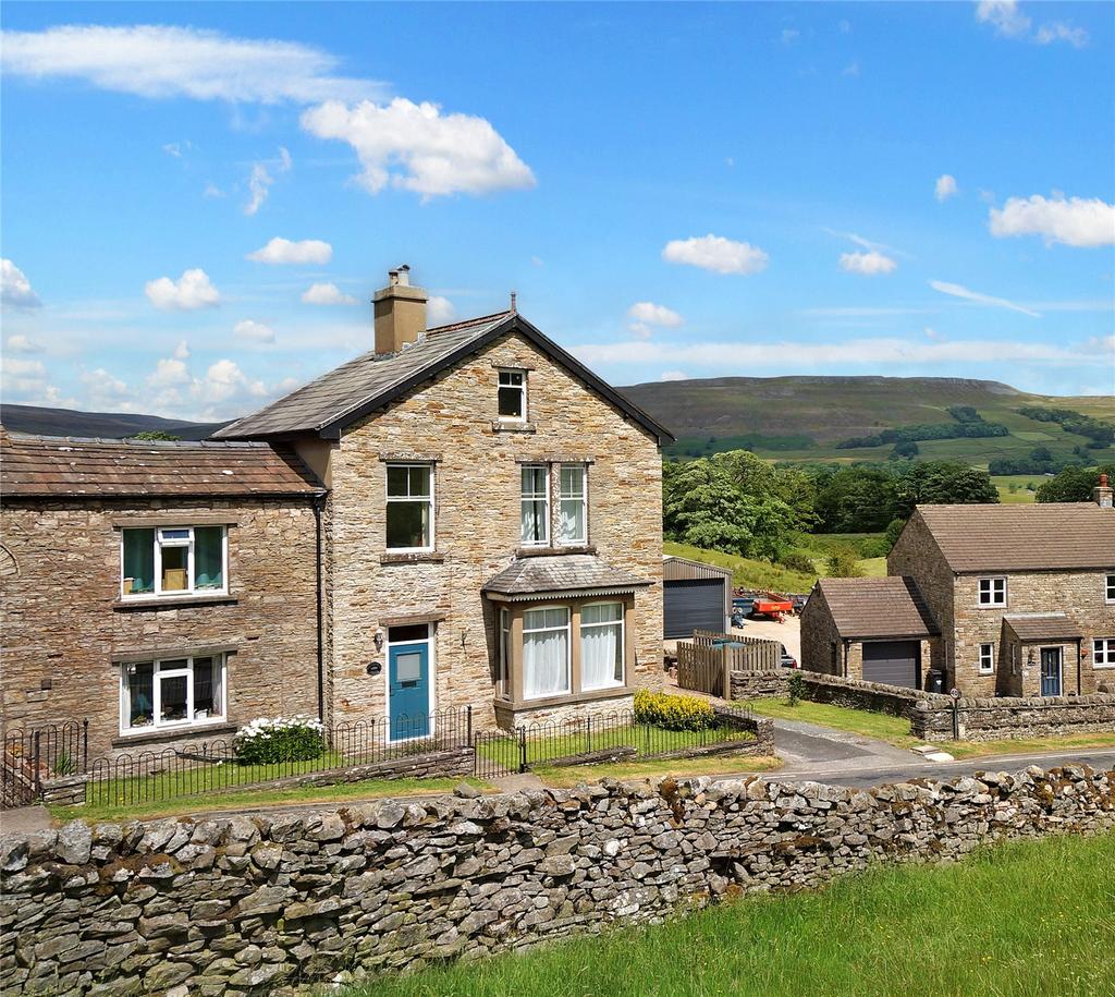 Hawes, North Yorkshire, DL8 3 bed semidetached house for sale £425,000