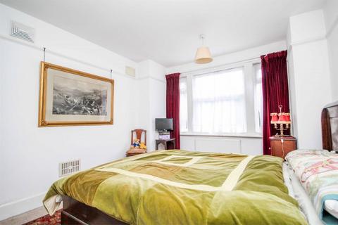 2 bedroom flat for sale, Princess Road, BRANKSOME, BH12