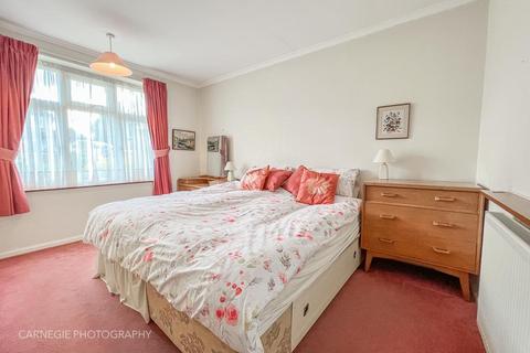 10 New Road, Welwyn Garden City, AL8 7TX