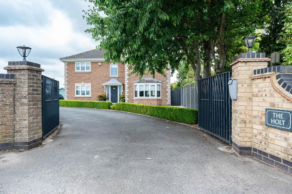 West End Road, Wyberton, Boston, PE21 3 bed detached house for sale £