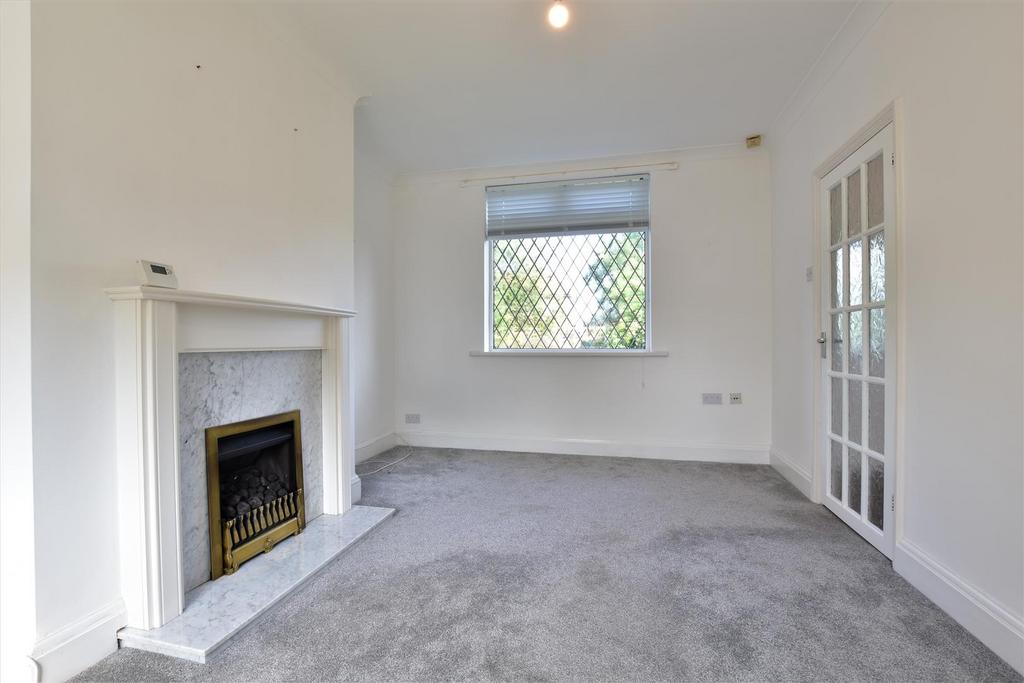 Leechmere Road, Grangetown, Sunderland 2 bed semidetached house £650