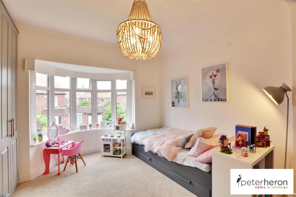 Bedroom 3 (rear)
