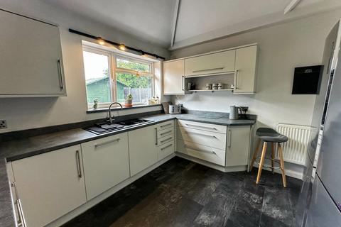 93 Asquith Boulevard, Leicester, LE2 6FE