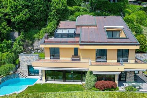 4 bedroom villa, Lake Como, Lombardy