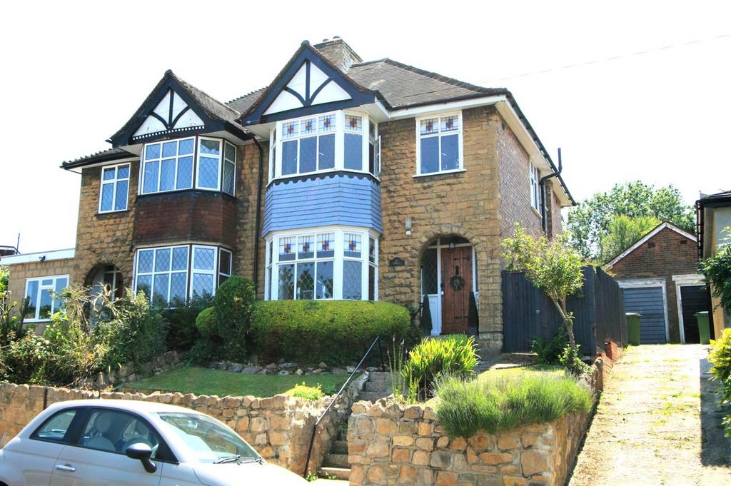 Leamington Avenue, Bromley BR1 3 bed semidetached house for sale £
