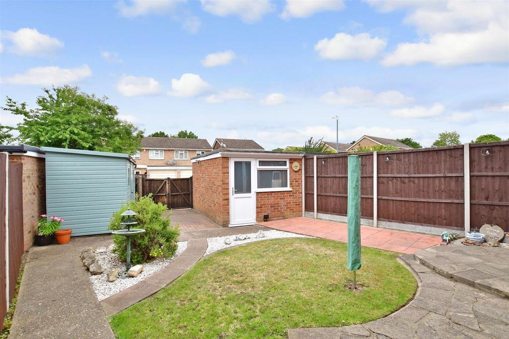 Heathwood Walk, Bexley, Kent 3 bed semidetached house for sale £450,000