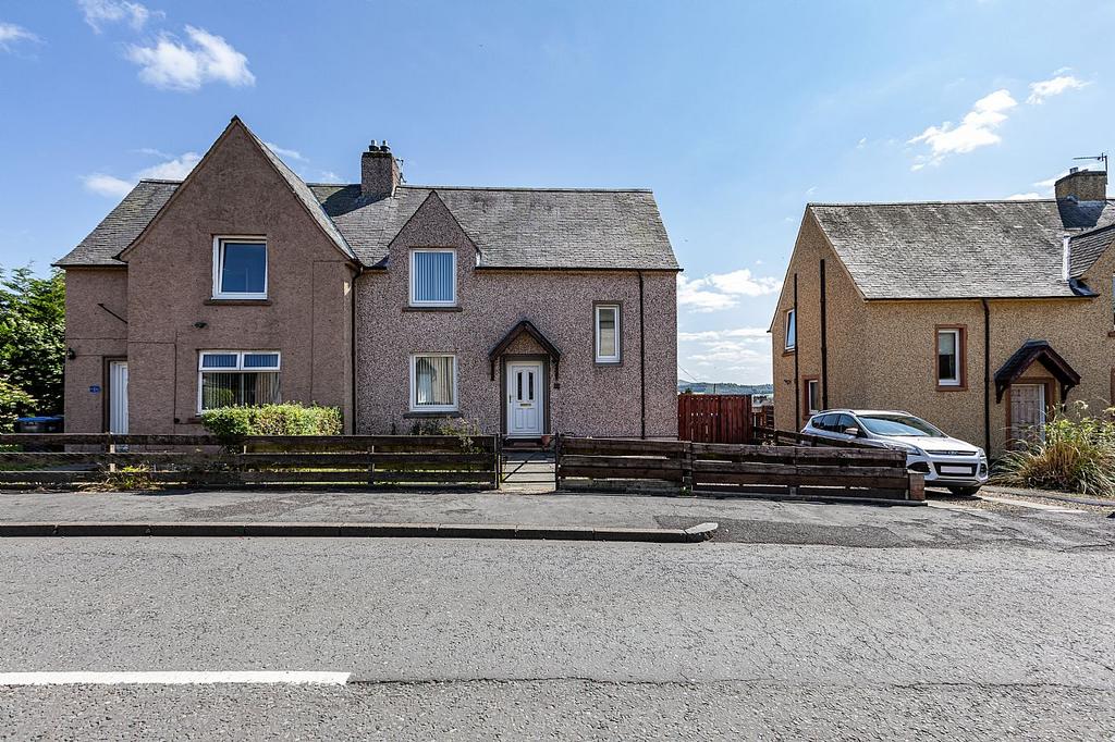 11 Hillend Drive, Hawick TD9 8DJ 2 bed semidetached house £105,000