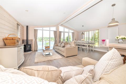 2 bedroom detached house for sale - The Straits Luxury Lodge Park, Holyhead Road, Bangor, Gwynedd, LL57
