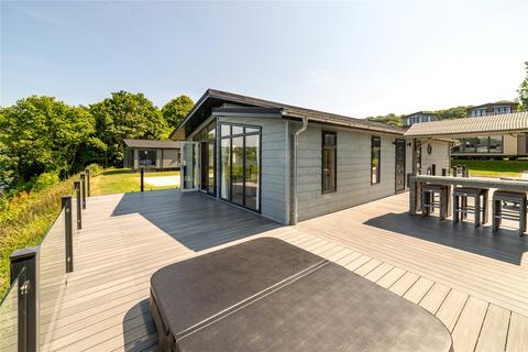 The Straits Luxury Lodge Park, Holyhead Road, Bangor, Gwynedd, LL57